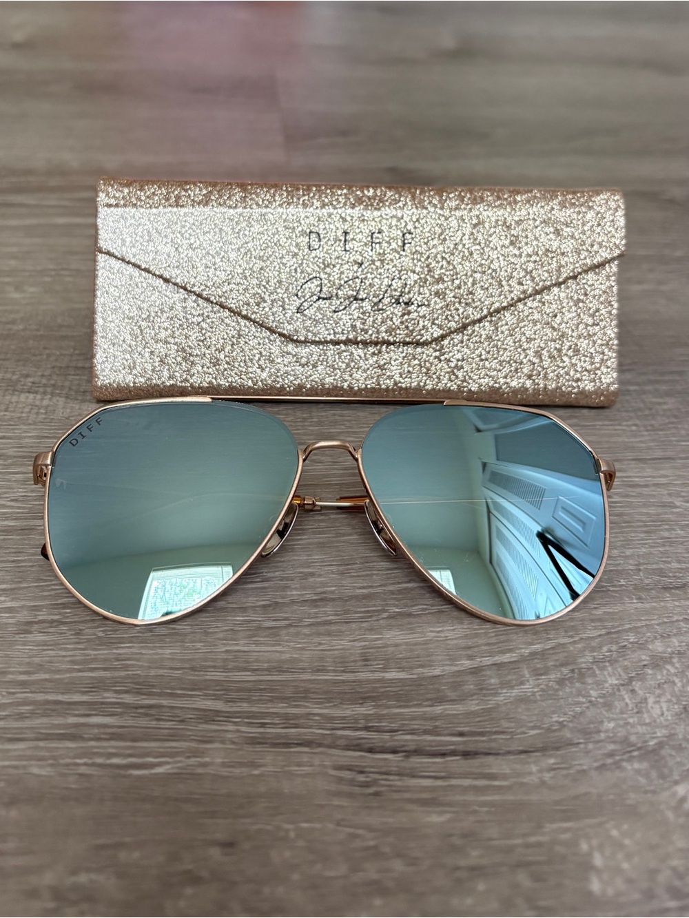 DIFF x Jessie James Decker Sunglasses